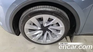 Tesla Model Y, 2025 — миниатюра 5