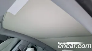 Tesla Model Y, 2025 — миниатюра 15