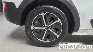 Kia Niro, 2022 — миниатюра 4