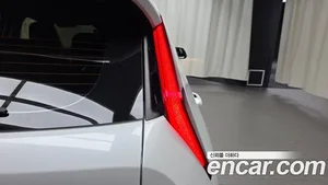 Kia Niro, 2022 — миниатюра 8