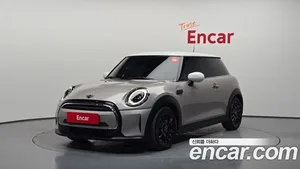 Mini Cooper, 2023 — миниатюра 1