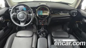 Mini Cooper, 2023 — миниатюра 10
