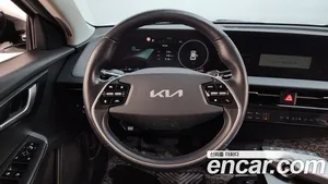 Kia EV6, 2022 — миниатюра 13