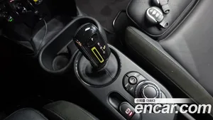 Mini Cooper, 2023 — миниатюра 11