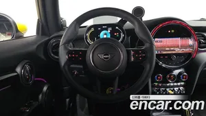 Mini Cooper, 2023 — миниатюра 17