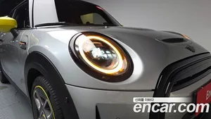 Mini Cooper, 2023 — миниатюра 7