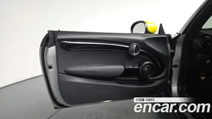 Mini Cooper, 2023 — миниатюра 13