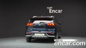 Kia Niro, 2016 — миниатюра 4