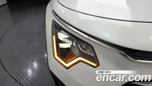 Kia Niro, 2022 — миниатюра 8