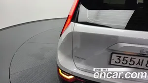 Kia Niro, 2022 — миниатюра 9