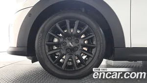 Mini Cooper, 2024 — миниатюра 4