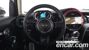 Mini Cooper, 2024 — миниатюра 17