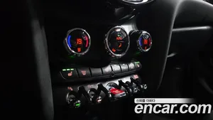 Mini Cooper, 2024 — миниатюра 22