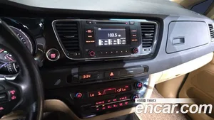 Kia Carnival, 2018 — миниатюра 20
