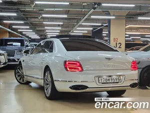 Bentley Flying Spur, 2022 — миниатюра 2