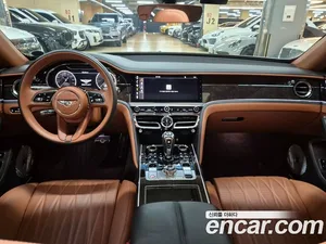 Bentley Flying Spur, 2022 — миниатюра 6