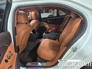 Bentley Flying Spur, 2022 — миниатюра 10