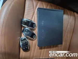 Bentley Flying Spur, 2022 — миниатюра 16