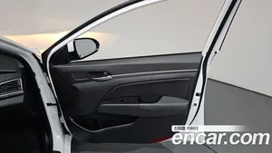 Hyundai Avante, 2016 — миниатюра 14