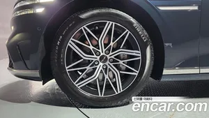 Genesis G90, 2023 — миниатюра 5