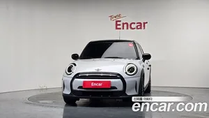 Mini Cooper, 2023 — миниатюра 3