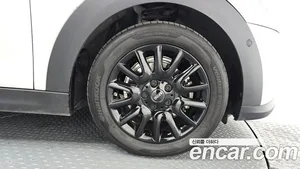 Mini Cooper, 2023 — миниатюра 7