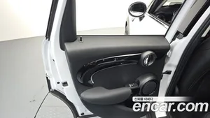Mini Cooper, 2023 — миниатюра 15