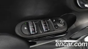 Mini Cooper, 2023 — миниатюра 27