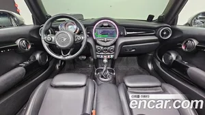 Mini Cooper Convertible, 2019 — миниатюра 7