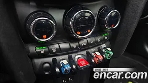 Mini Cooper Convertible, 2019 — миниатюра 15