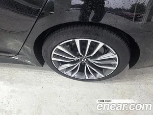 Kia Stinger, 2017 — миниатюра 20