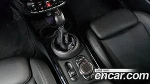 Mini Clubman, 2019 — миниатюра 9