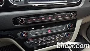 Kia Carnival, 2016 — миниатюра 24