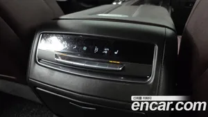 Cadillac Escalade, 2022 — миниатюра 19
