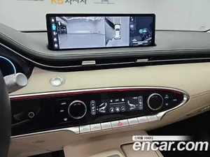 Genesis GV70, 2023 — миниатюра 9