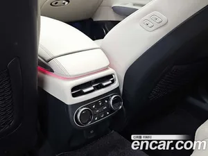 Genesis GV70, 2023 — миниатюра 12