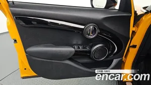 Mini Cooper, 2015 — миниатюра 13