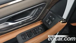 Toyota Alphard, 2025 — миниатюра 16