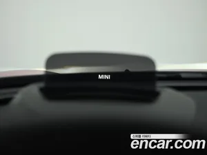 Mini Clubman, 2023 — миниатюра 18