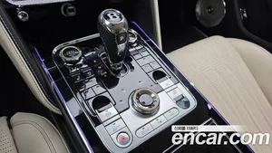 Bentley Flying Spur, 2023 — миниатюра 12