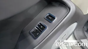 Bentley Flying Spur, 2023 — миниатюра 29