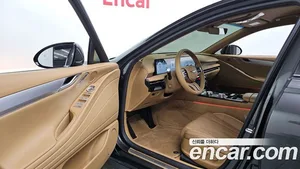 Genesis G80, 2025 — миниатюра 13
