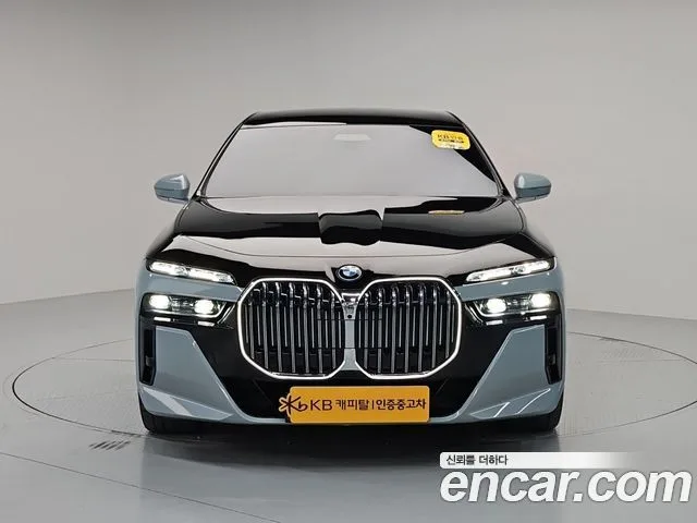 BMW 7-Series, 2023 — фото автомобиля из Кореи