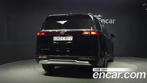 Kia Carnival, 2021 — миниатюра 3