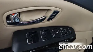 Kia Carnival, 2018 — миниатюра 19