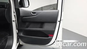 Hyundai Staria, 2024 — миниатюра 14