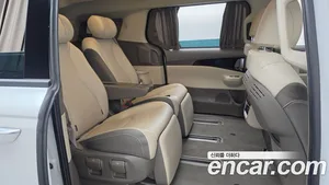 Kia Carnival, 2024 — миниатюра 17