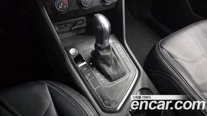 Volkswagen Tiguan, 2018 — миниатюра 9