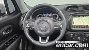 Jeep Renegade, 2022 — миниатюра 19