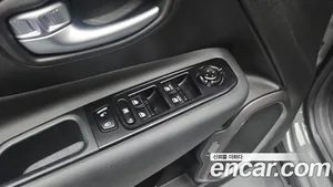 Jeep Renegade, 2022 — миниатюра 24